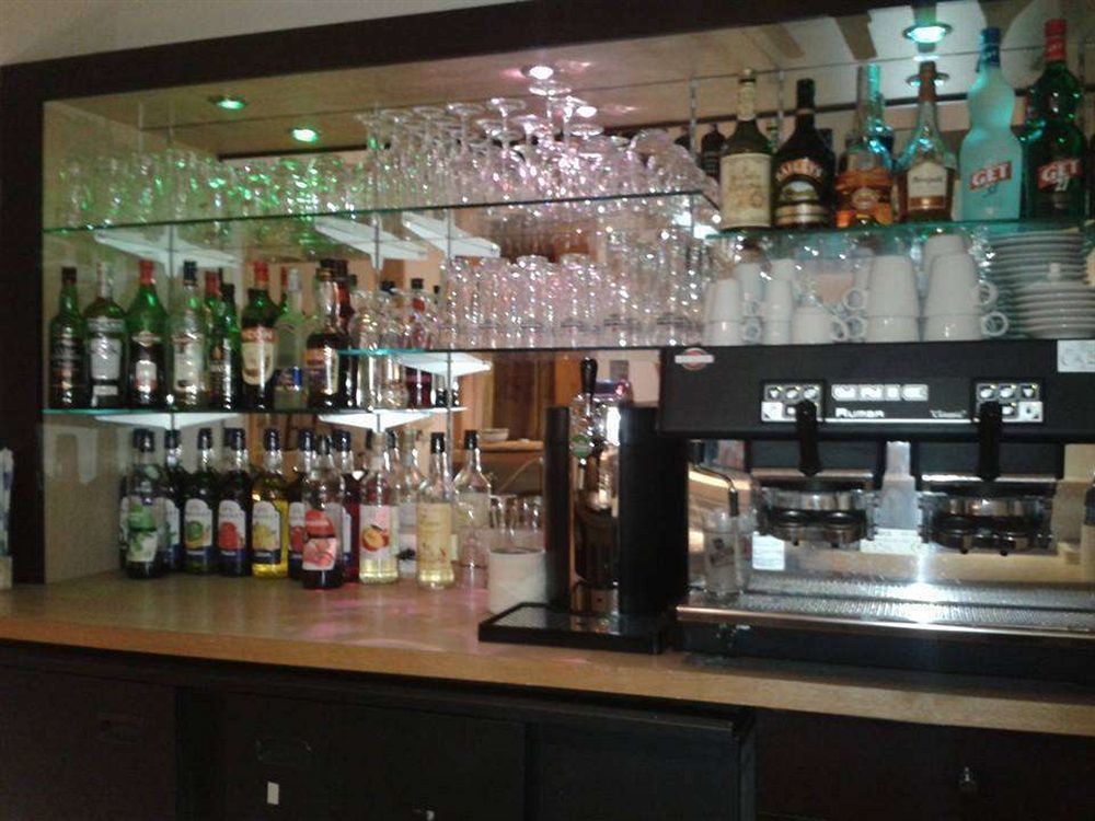 Enzo Hotels Chartres Mainvilliers By Kyriad Direct エクステリア 写真